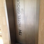 Liftdeur belettering NH Hotels